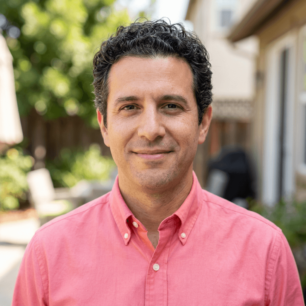 Diego López, Recepcionista Turístico