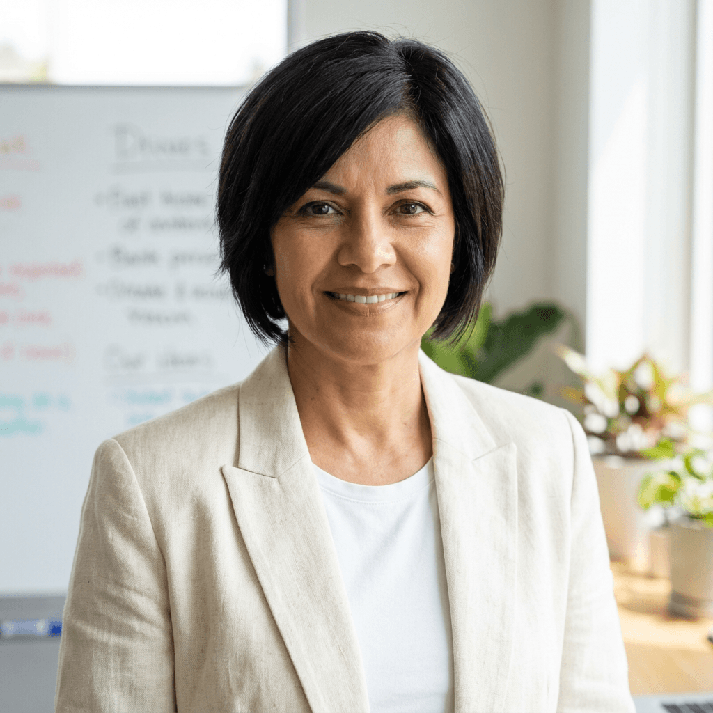 Ana Martínez, Ejecutiva de Ventas